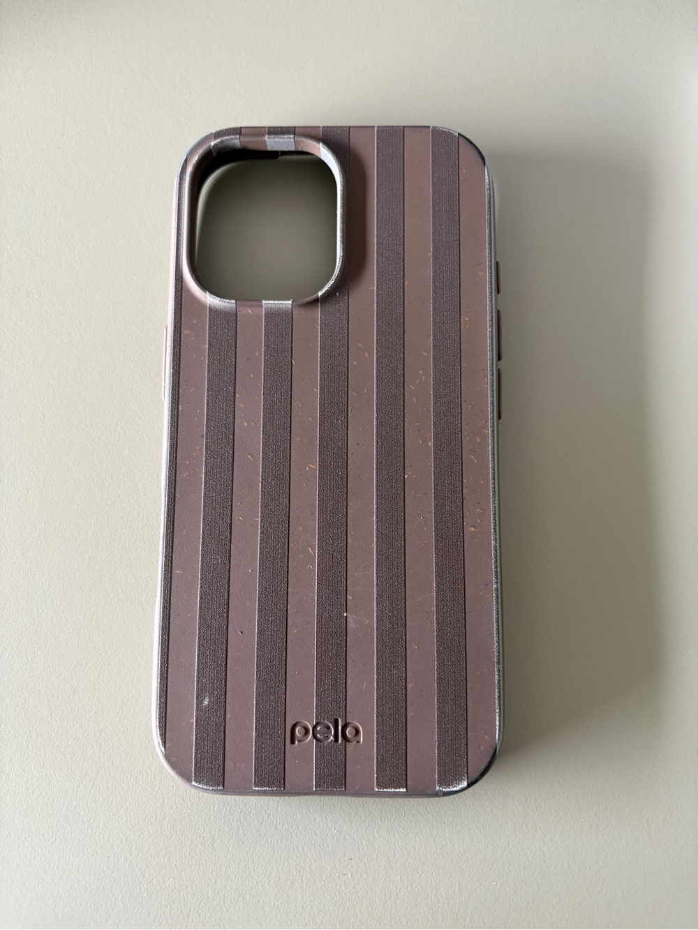 Pela Brown Striped Protective Phone Case - Sustainable Design - iPhone 17